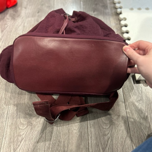 Matt and Nat Diaper Bag - Picture 2 of 7